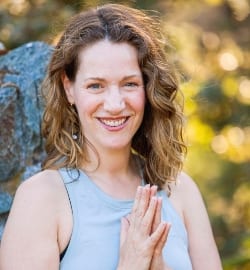 portrait-of-a-yoga-instructor-in-a-park-setting-2021-08-29-23-25-00-utc-1.jpg